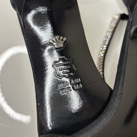 Nina Vinnie Rhinestone Evening Dress Black Satin Heels - Picture 6 of 8